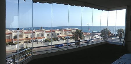 CORTINA DE CRISTAL POLIGONAL