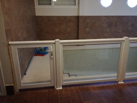 BARANDA DE CRISTAL Y ALUMINIO